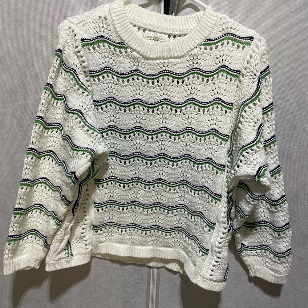 Maurices White and Green Patterned Sweater